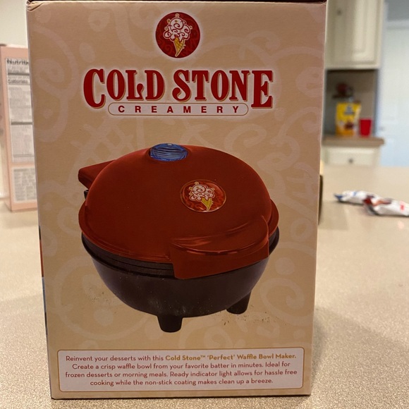 Brand new cold stone creamery waffle bowl maker I’m red with retro logo - Picture 2 of 3